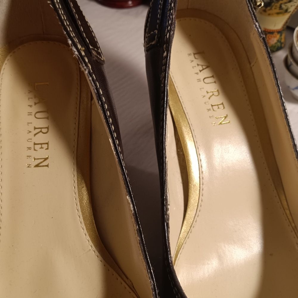Lauren Ralph Lauren Dark Brown Leather Round Toe Slip On Kitten Heel Pump 6.5 - Picture 3 of 9